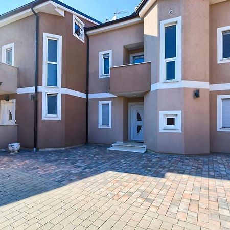 Lovely Fazana Apartments 400M From The Sea Exteriér fotografie